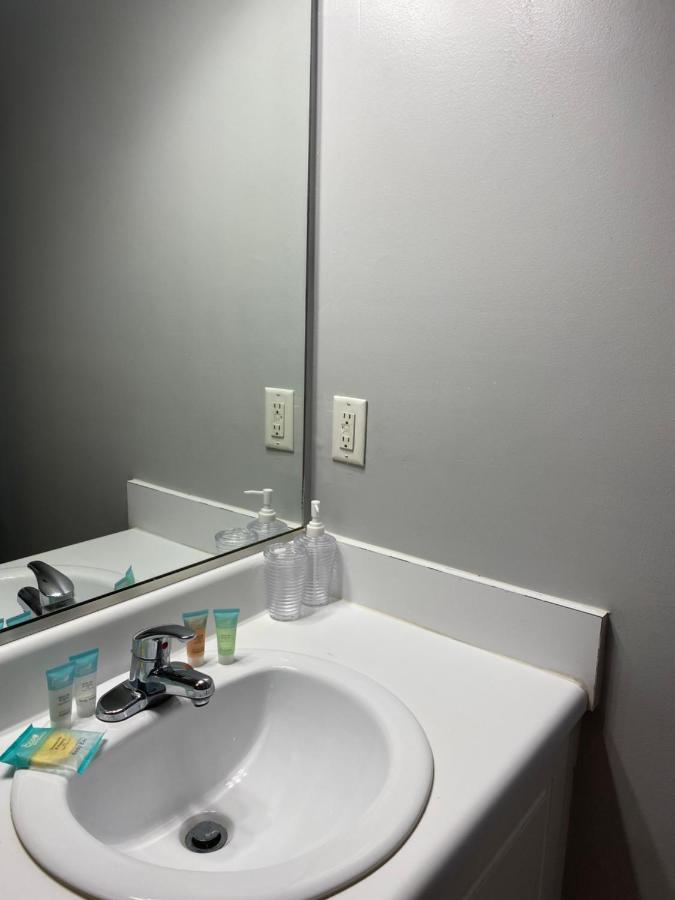 Cute And Cozy 1 King Bed Unit Apartment North Augusta Luaran gambar